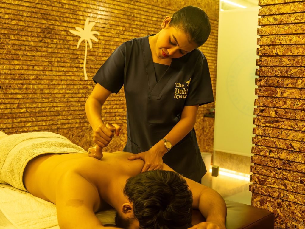Spa Massage vs Physiotherapy: What’s Actually the Difference?