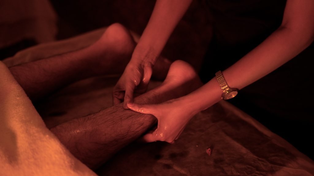 Kansa reflex foot therapy treatment at The Bali Spa in Hyderabad